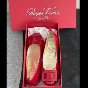 Roger Vivier size 29 toddler with box excellent condition barely used